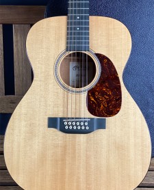 Martin J12-16GT Gloss Top